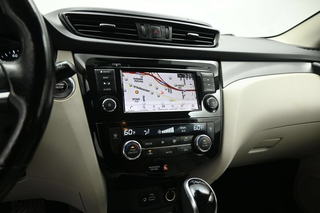 Used 2020 Nissan Rogue Sport SL w/ Premium Package FWD image 15
