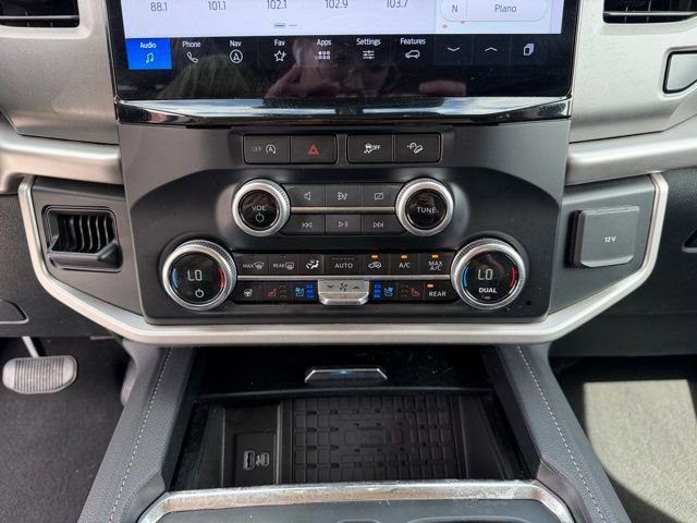 Certified 2024 Ford Expedition Max XLT image 20