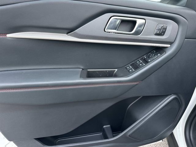 Certified 2025 Ford Explorer ST-Line w/ Premium Package image 21