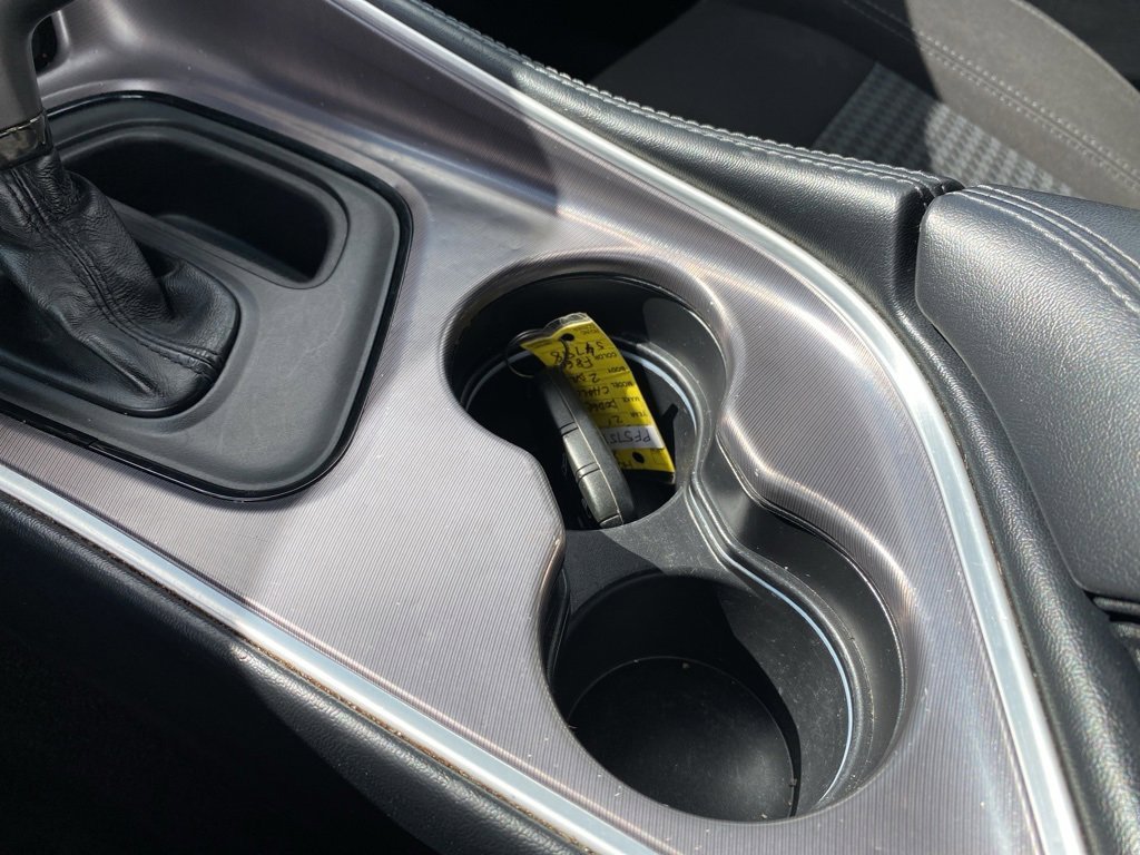 Used 2021 Dodge Challenger SXT image 32