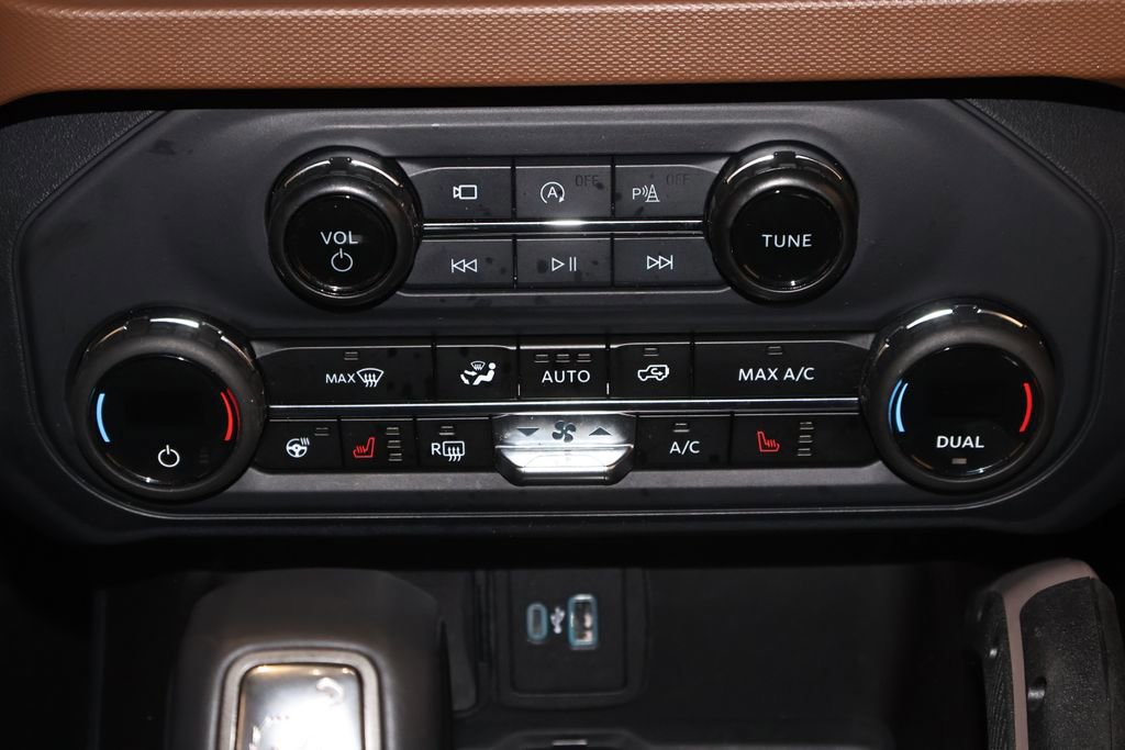 Certified 2024 Ford Bronco Outer Banks image 35