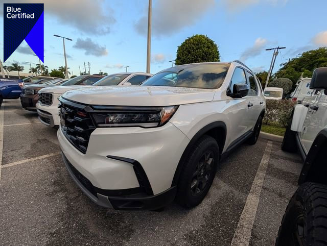 Used 2025 Honda Pilot TrailSport