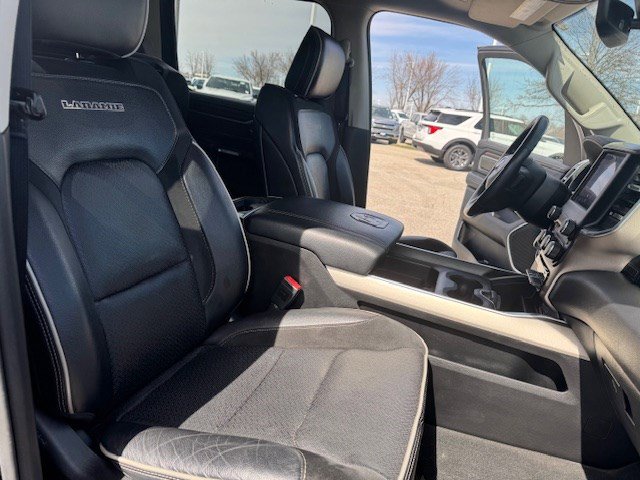 Used 2022 RAM 1500 Laramie AWD/4WD image 37