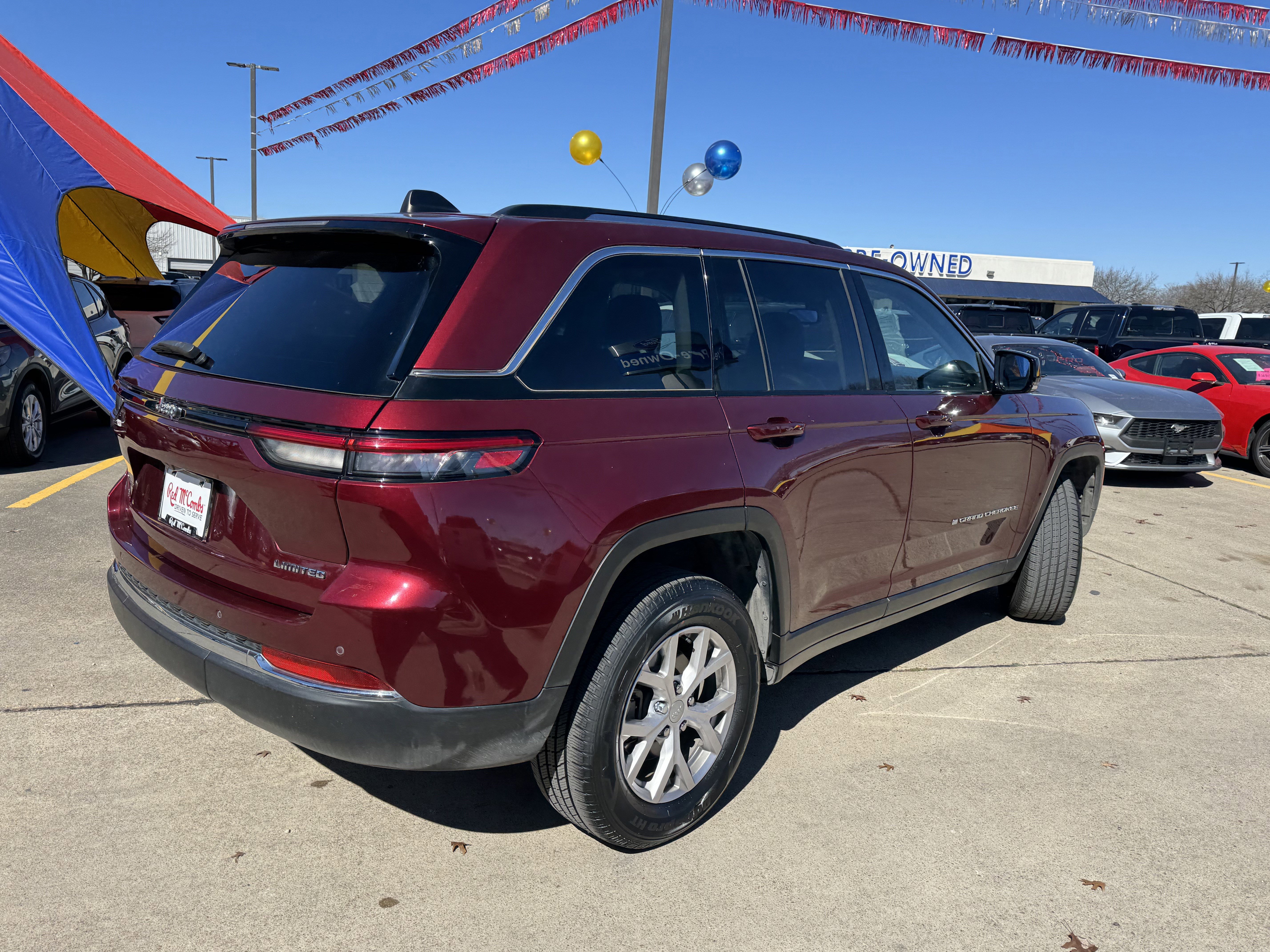 Used 2022 Jeep Grand Cherokee Limited image 4