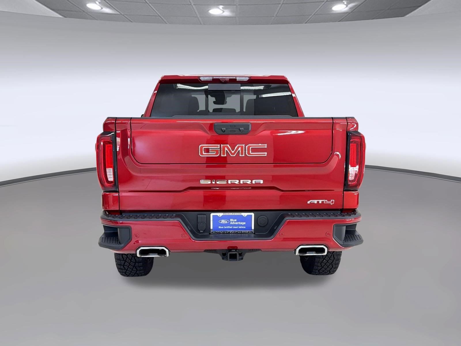 Used 2024 GMC Sierra 1500 AT4 w/ Technology Package AWD/4WD image 10