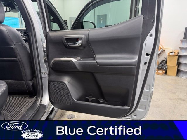 Used 2022 Toyota Tacoma Limited AWD/4WD image 26