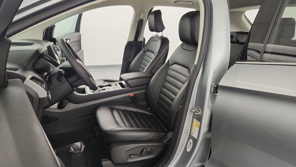Certified 2023 Ford Edge SEL image 15