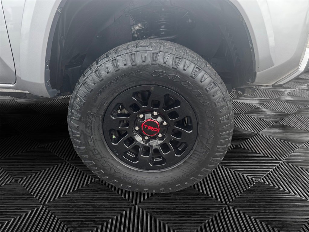 Used 2021 Toyota Tacoma SR5 image 14
