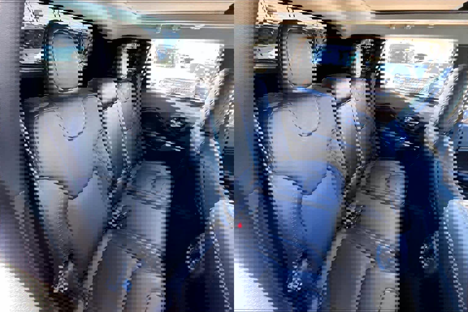 Used 2021 Jeep Cherokee Limited w/ Elite Package image 20