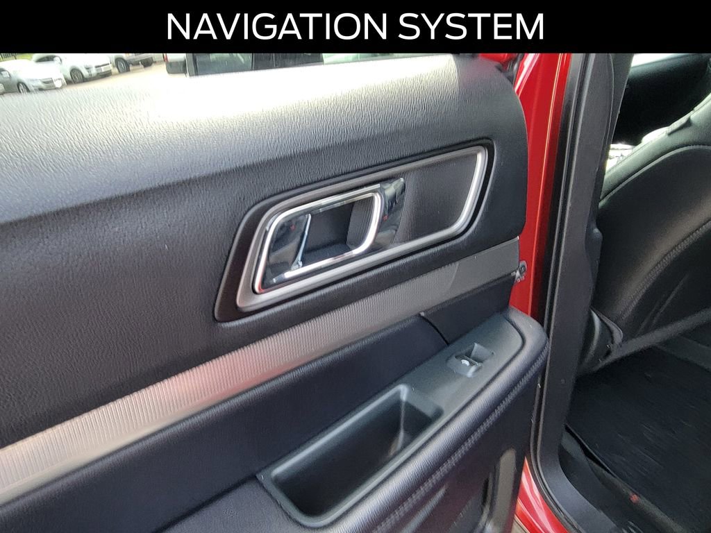 Certified 2018 Ford Explorer XLT w/ Equipment Group 202A image 16