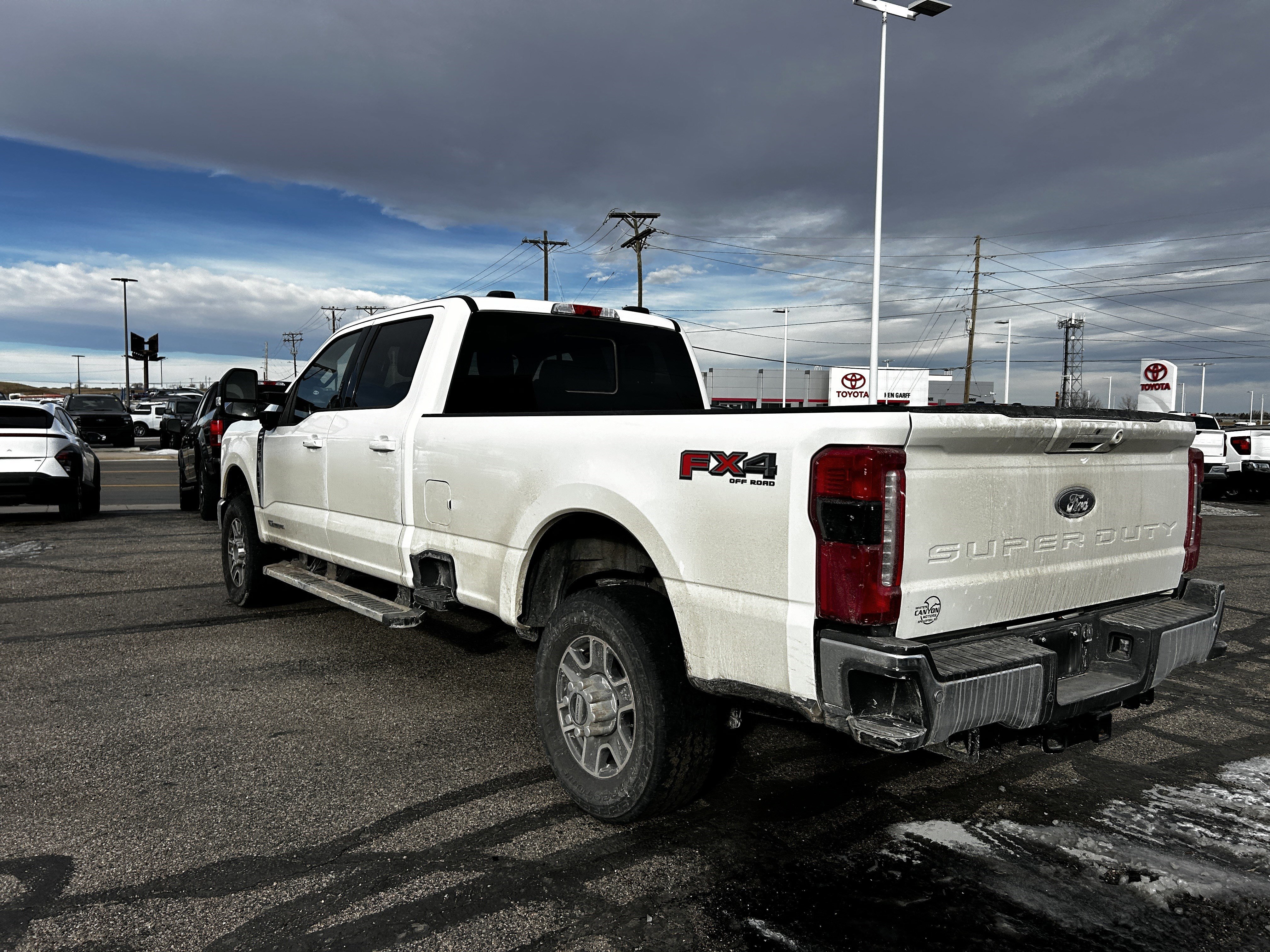 Certified 2024 Ford F350 Lariat w/ FX4 Off-Road Package image 4