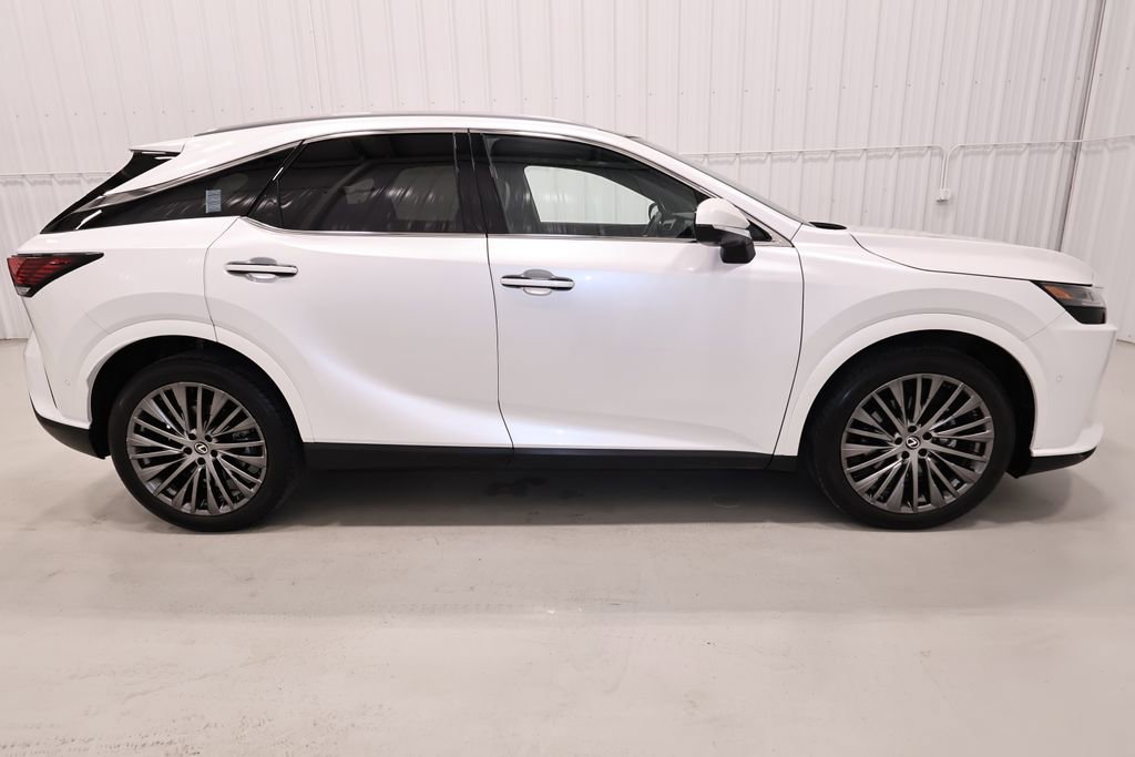 Used 2023 Lexus RX 350 AWD w/ Cold Area Package image 2