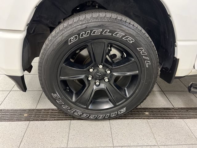 Used 2024 RAM 1500 Big Horn AWD/4WD image 11