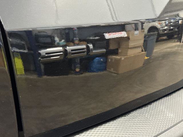 Certified 2022 Ford Escape SEL w/ SEL Stealth AWD Package image 22