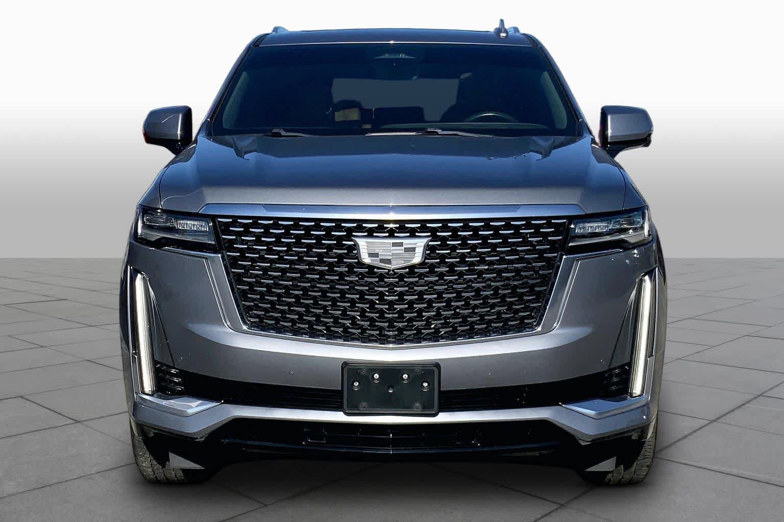 Used 2021 Cadillac Escalade Premium Luxury w/ Driver Assist Tech Package AWD/4WD image 4