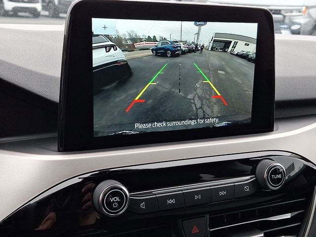 Certified 2022 Ford Escape SE w/ SE Sport Appearance Package image 19