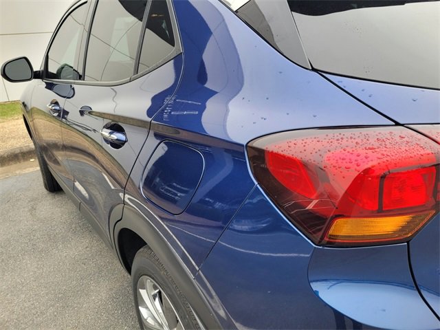 Used 2023 Buick Encore GX Essence w/ Experience Buick Package image 7