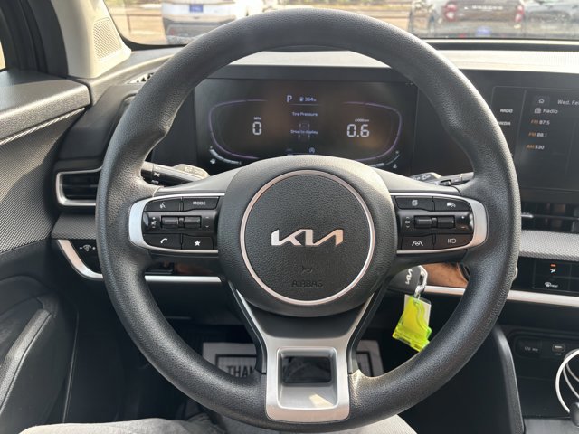 Used 2023 Kia Sportage LX image 27