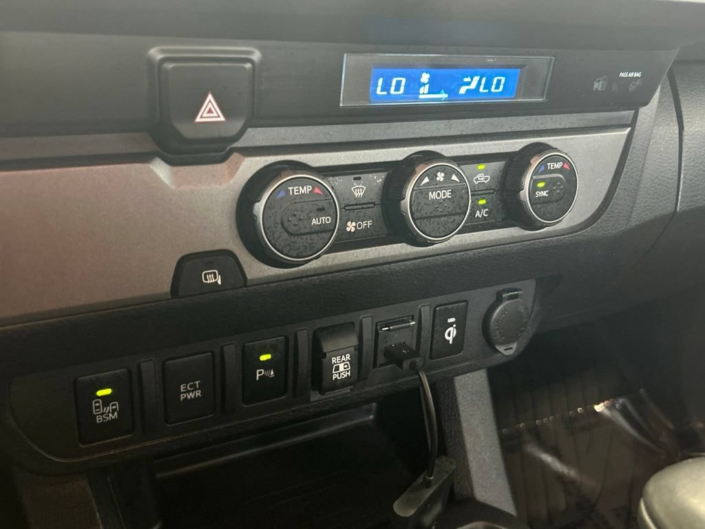 Used 2023 Toyota Tacoma TRD Off-Road w/ Technology Package RWD image 36