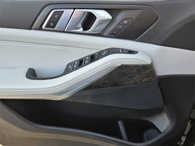 Used 2023 BMW X5 sDrive40i w/ Premium Package image 32
