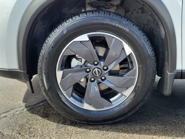 Used 2024 Nissan Rogue SV image 24