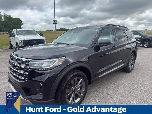 Certified 2025 Ford Explorer Active w/ Active Comfort Package AWD/4WD image 1