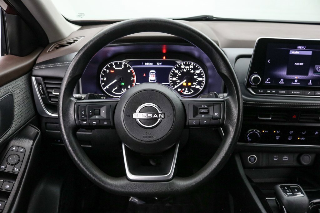 Used 2023 Nissan Rogue S image 13