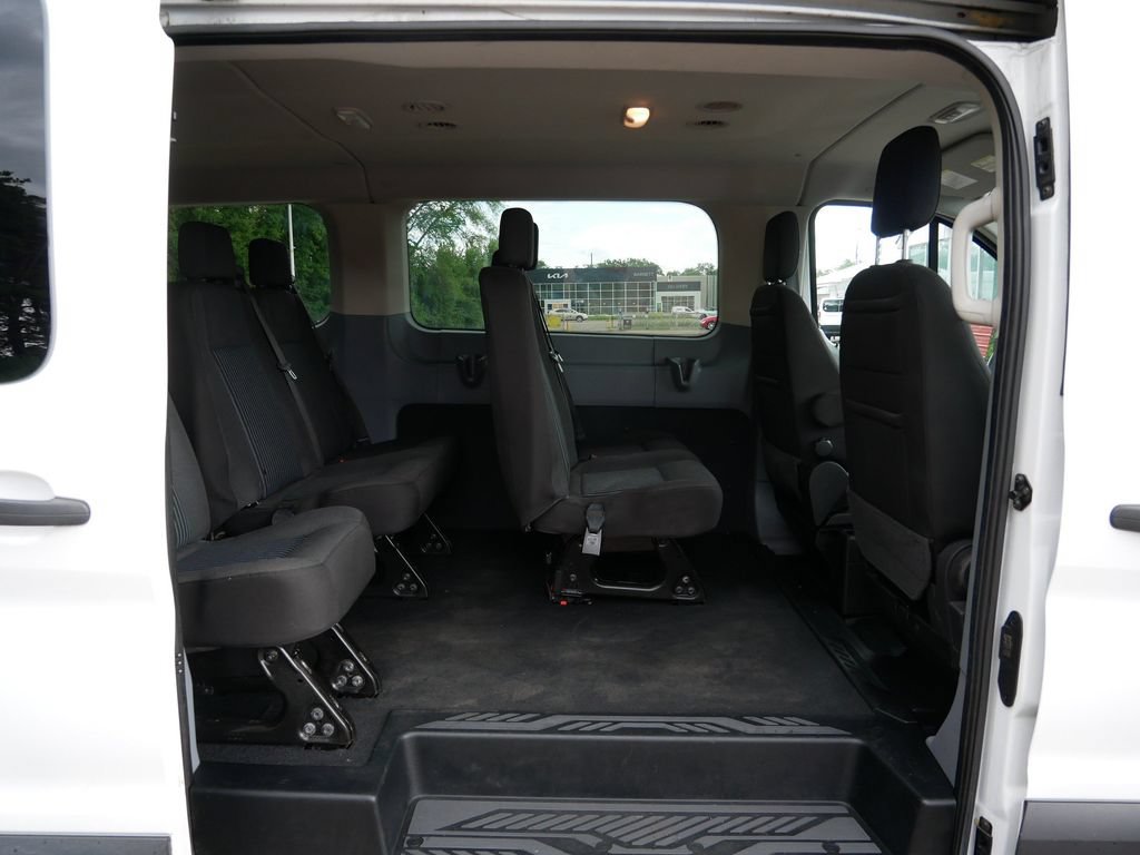 Certified 2019 Ford Transit 150 XL RWD image 10