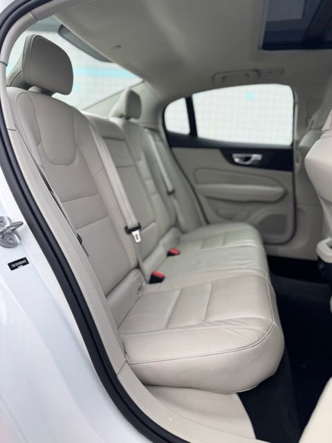 Used 2024 Volvo S60 B5 Core image 21