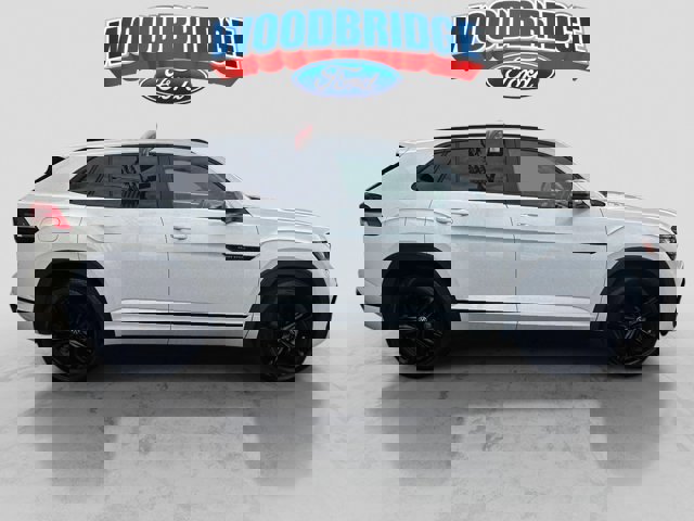 Used 2023 Volkswagen Atlas Cross Sport SEL R-Line image 4