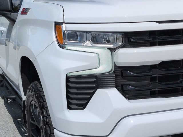 Used 2025 Chevrolet Silverado 1500 RST AWD/4WD image 11