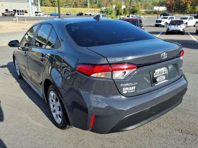 Used 2025 Toyota Corolla LE FWD image 2
