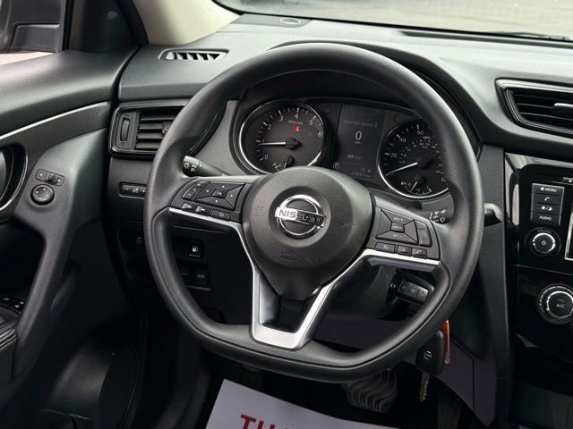Used 2019 Nissan Rogue S image 18