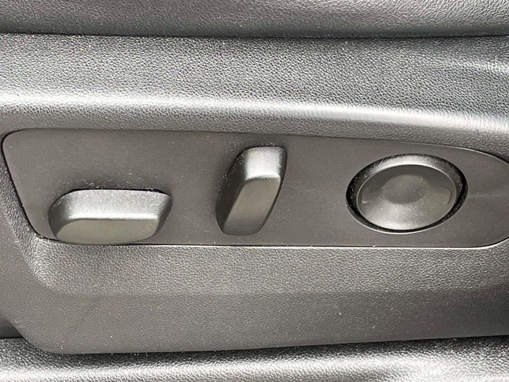 Used 2023 Chevrolet Tahoe LT w/ LT Signature Package image 14