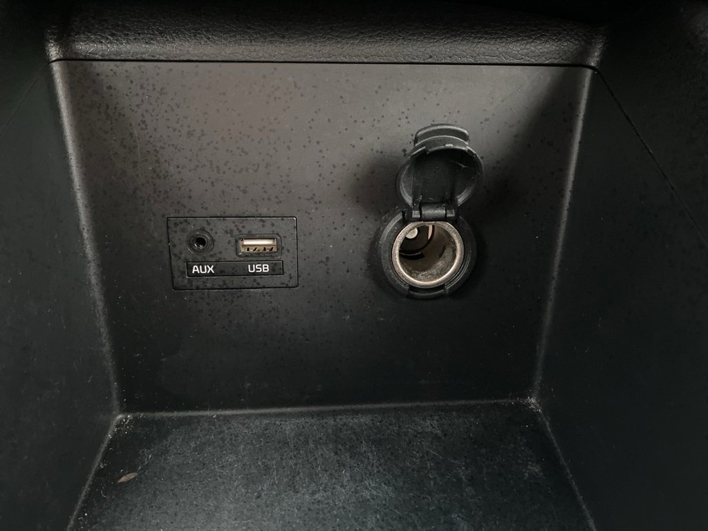 Used 2017 Kia Forte LX image 27