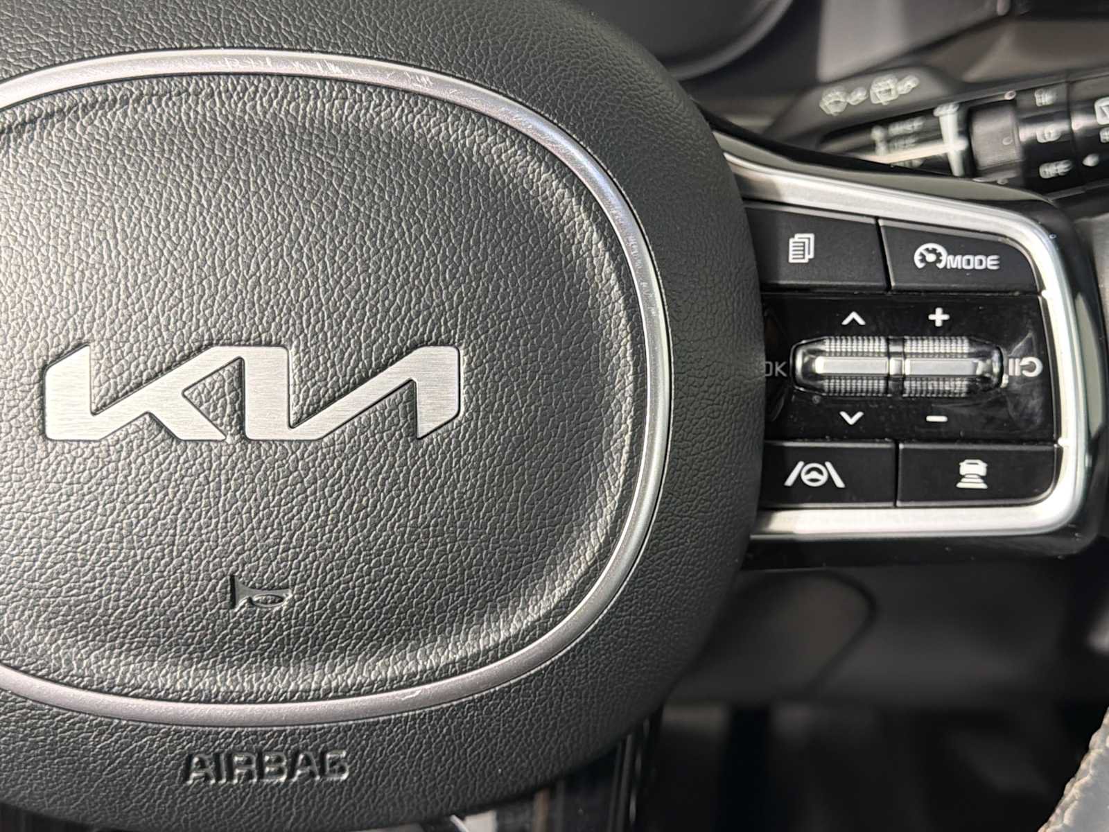 Used 2022 Kia Sorento SX FWD image 30