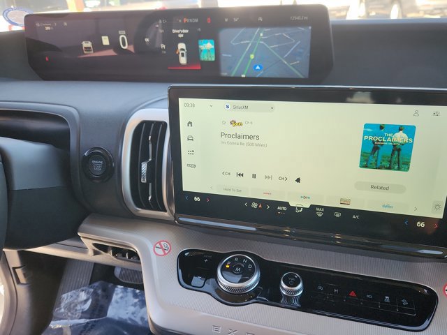 Certified 2025 Ford Expedition Active AWD/4WD image 27