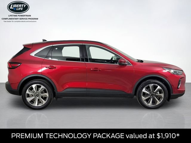 Certified 2023 Ford Escape Platinum w/ Premium Technology Package AWD/4WD image 2