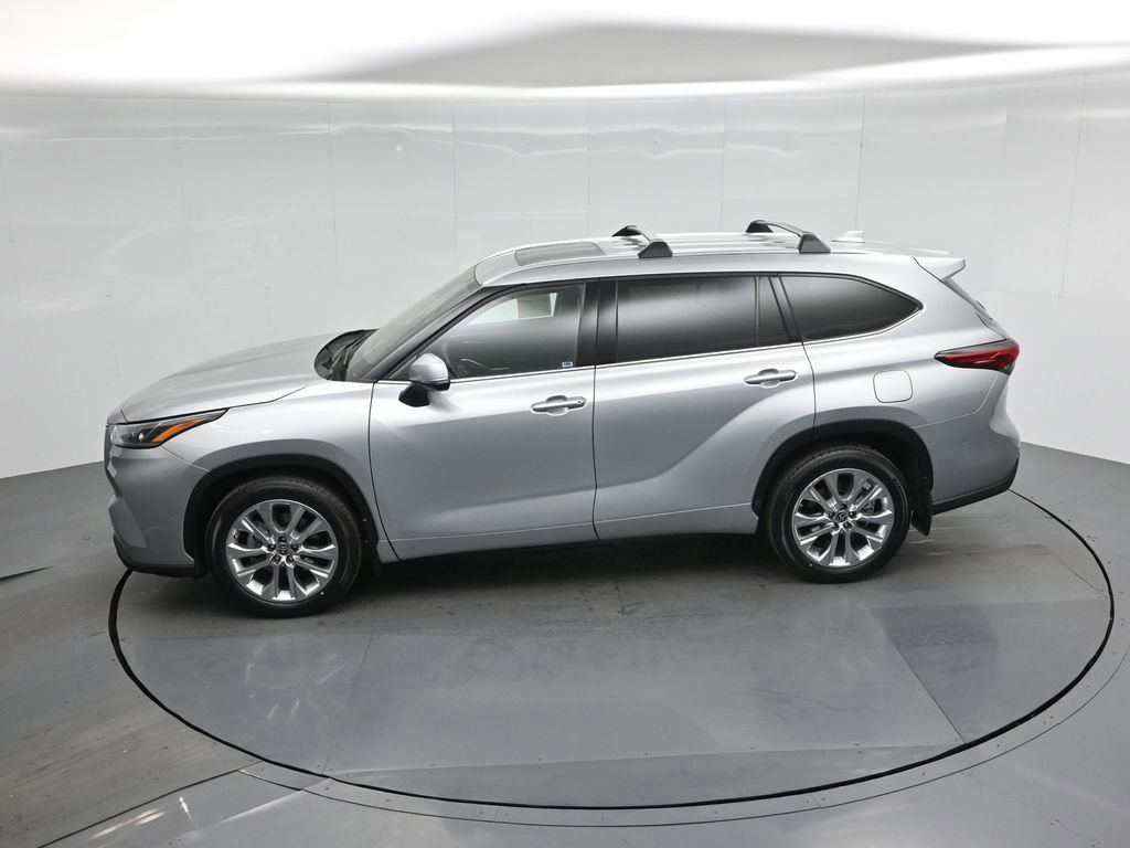 Used 2022 Toyota Highlander Limited image 22