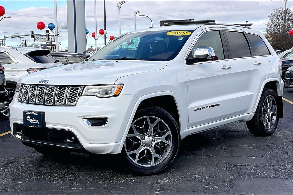 Used 2021 Jeep Grand Cherokee Overland AWD/4WD image 10