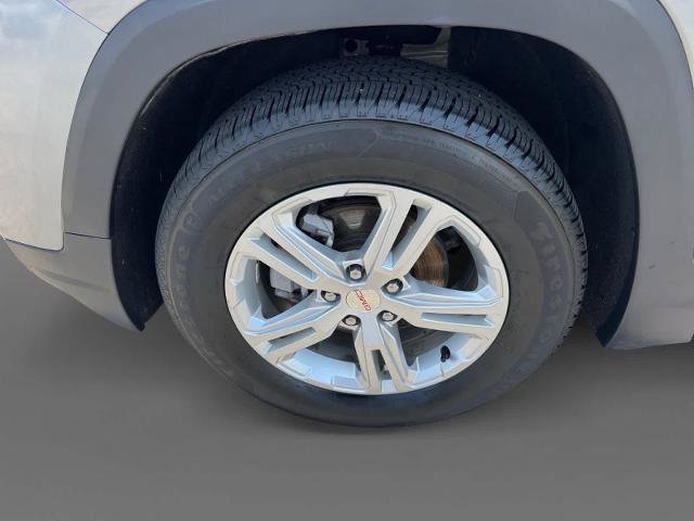 Used 2024 GMC Terrain SLE AWD/4WD image 9