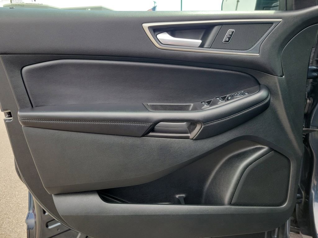 Certified 2023 Ford Edge SEL AWD/4WD image 17