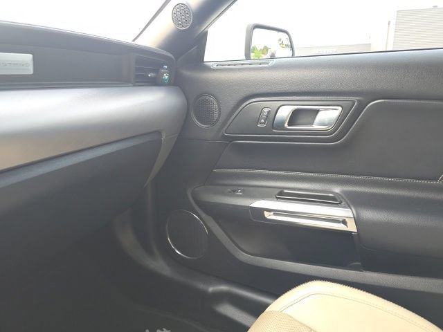 Certified 2018 Ford Mustang Premium RWD image 15