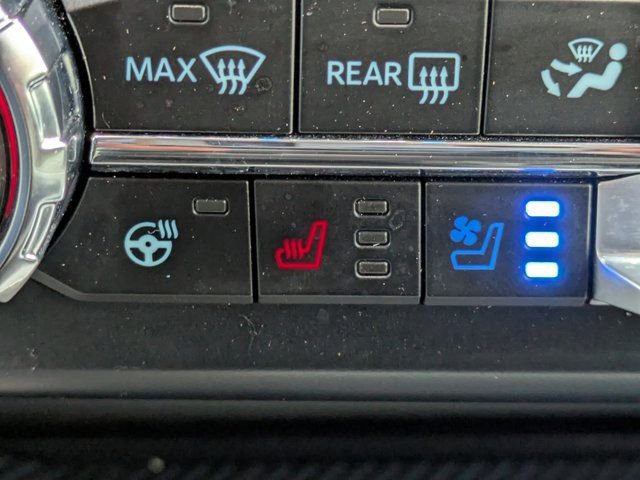 Certified 2024 Ford F450 Limited w/ FX4 Off-Road Package image 31