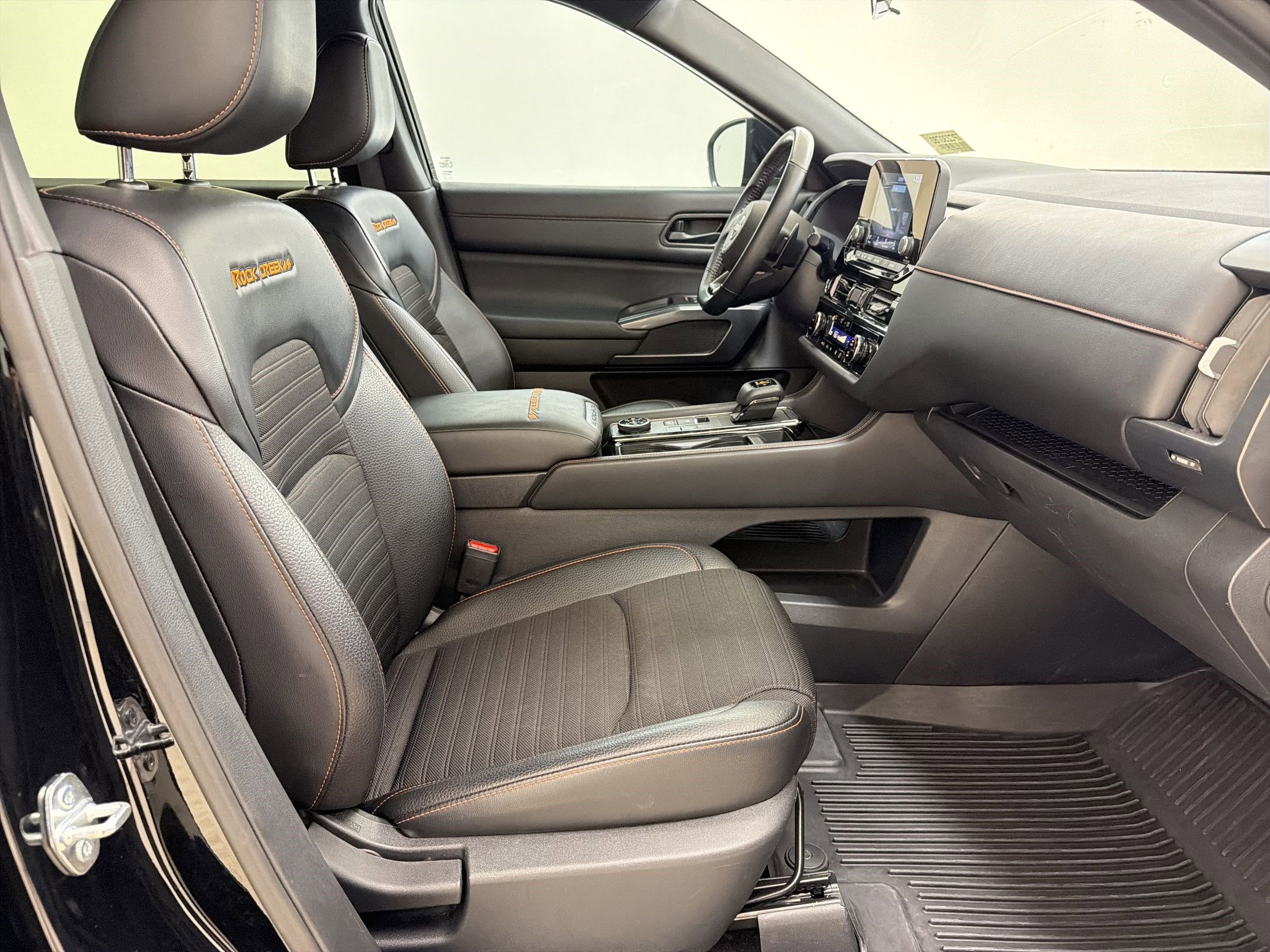 Used 2023 Nissan Pathfinder Rock Creek image 30