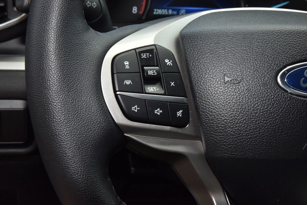 Certified 2024 Ford Explorer XLT w/ Equipment Group 202A AWD/4WD image 24