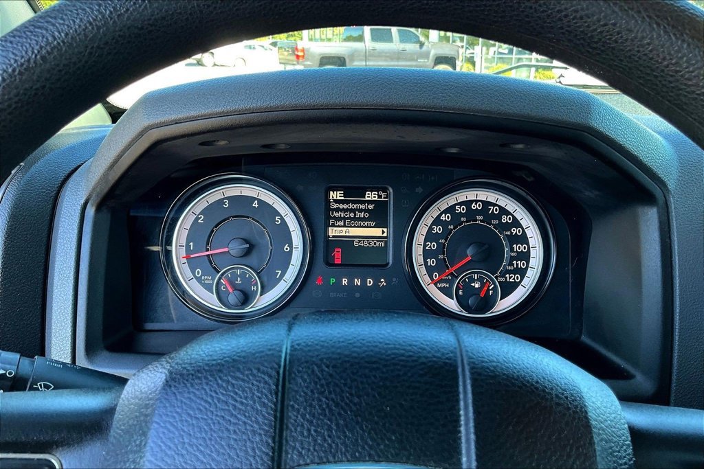 Used 2017 RAM 1500 Express RWD image 15