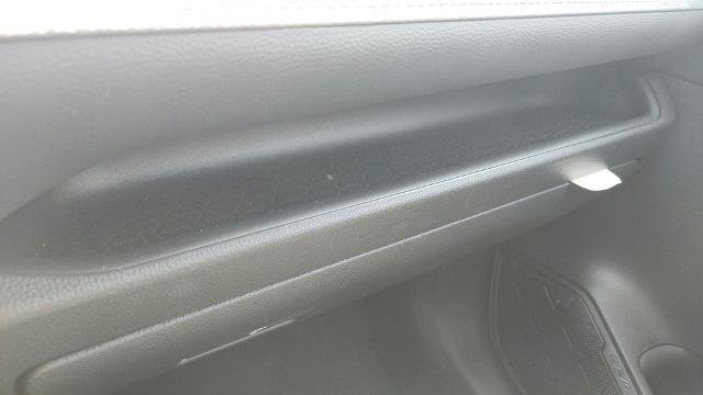 Used 2025 Toyota RAV4 XLE AWD/4WD image 20