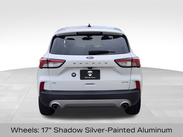 Certified 2020 Ford Escape SE image 4