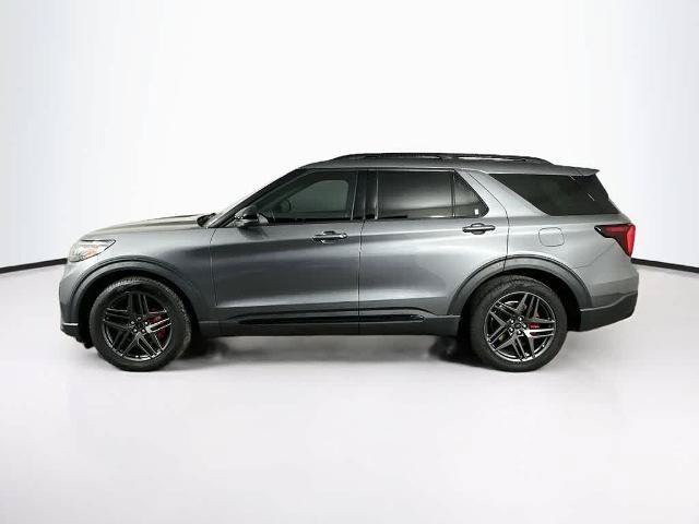 Certified 2025 Ford Explorer ST AWD/4WD image 3